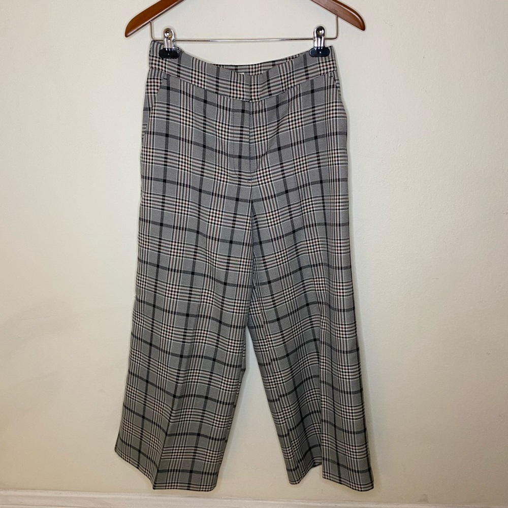 Wide leg cropped plaid trousers